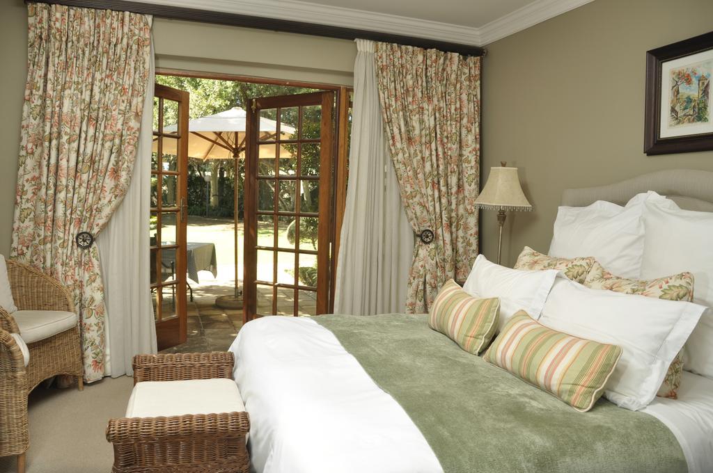 Hole In One Hotel